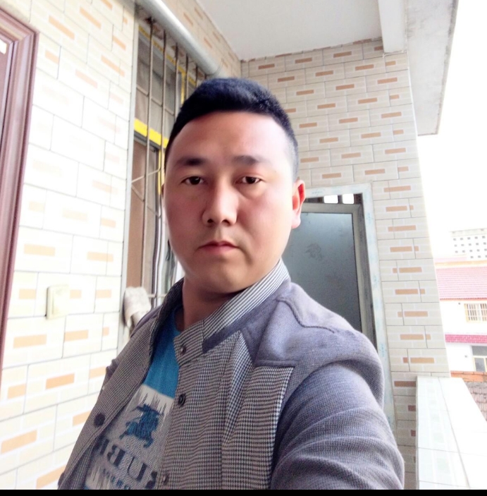 帅帅的大叔的第一张照片--广元交友中心